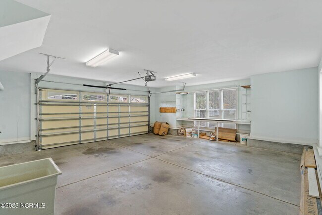 Building Photo - 3929 Harmony Cir