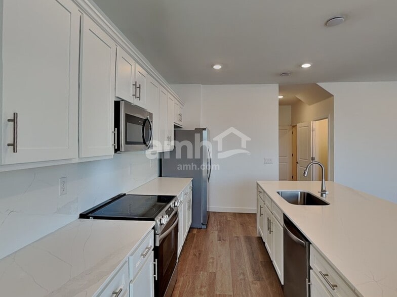 Building Photo - 6287 W Paseo Vito