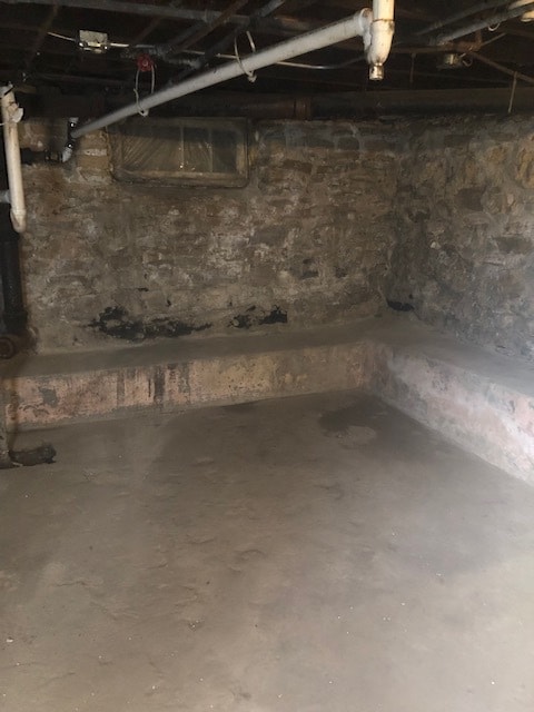 Building Photo - 1223 6th St