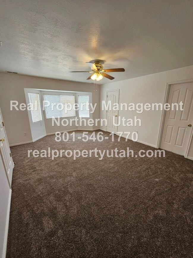 Building Photo - 3 Bedroom Home in Clearfield Available