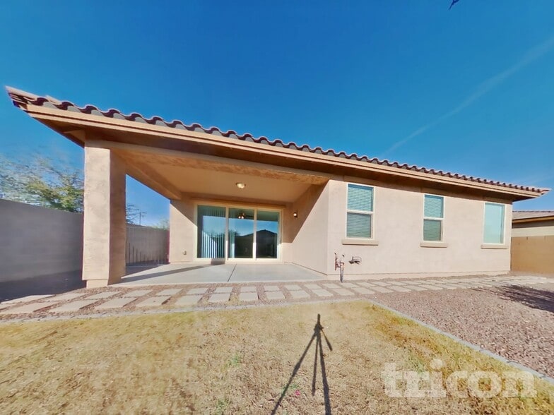 Building Photo - 4217 S 181st Ln