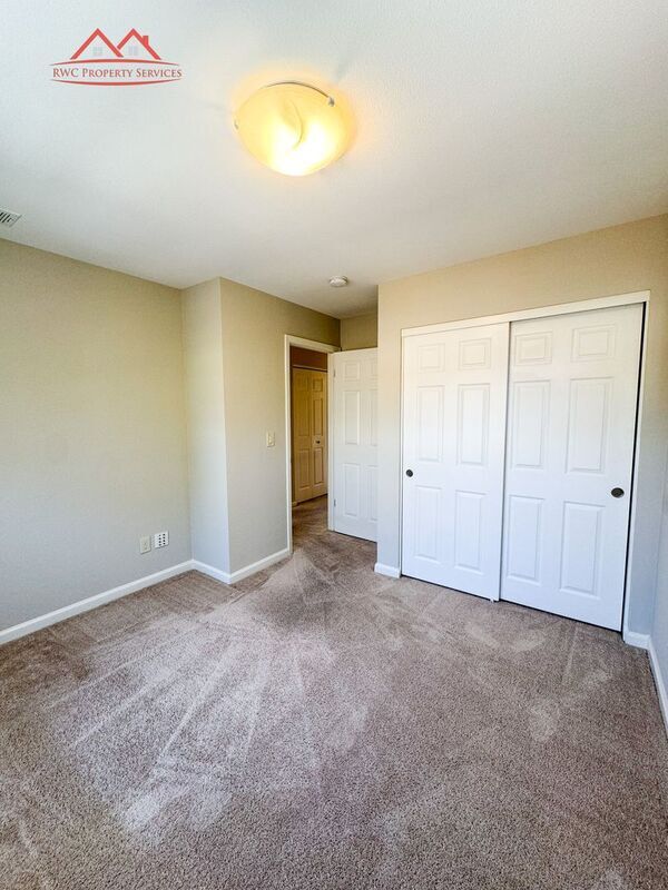 Building Photo - 3634 Fitzsimmons Common