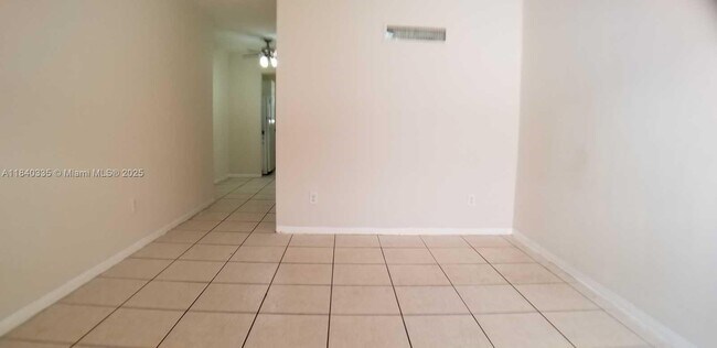 Building Photo - 7625 Harding Ave
