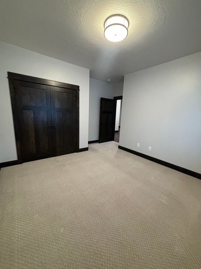 Building Photo - Stunning 4-bedroom, 3-bathroom home in The Ranch Club