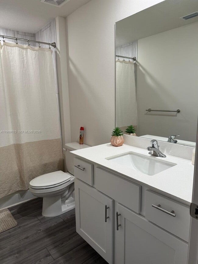 Building Photo - 3902 SW Brunswick St