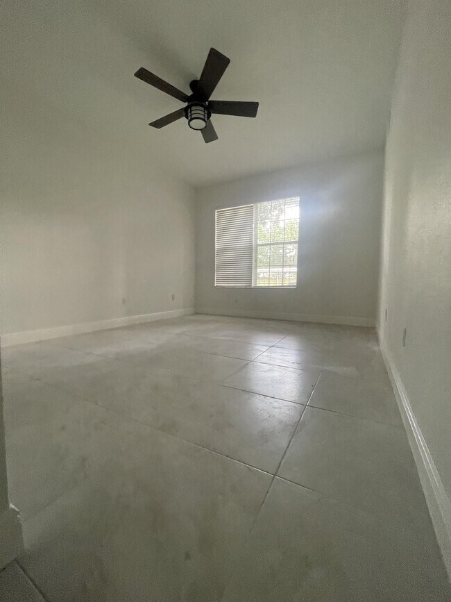 Building Photo - 3331 Whitestone Cir