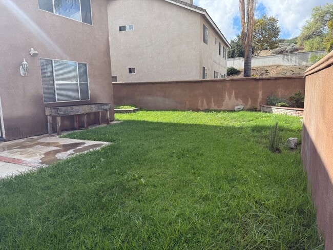 Building Photo - Updated home near Sycamore Canyon available for lease