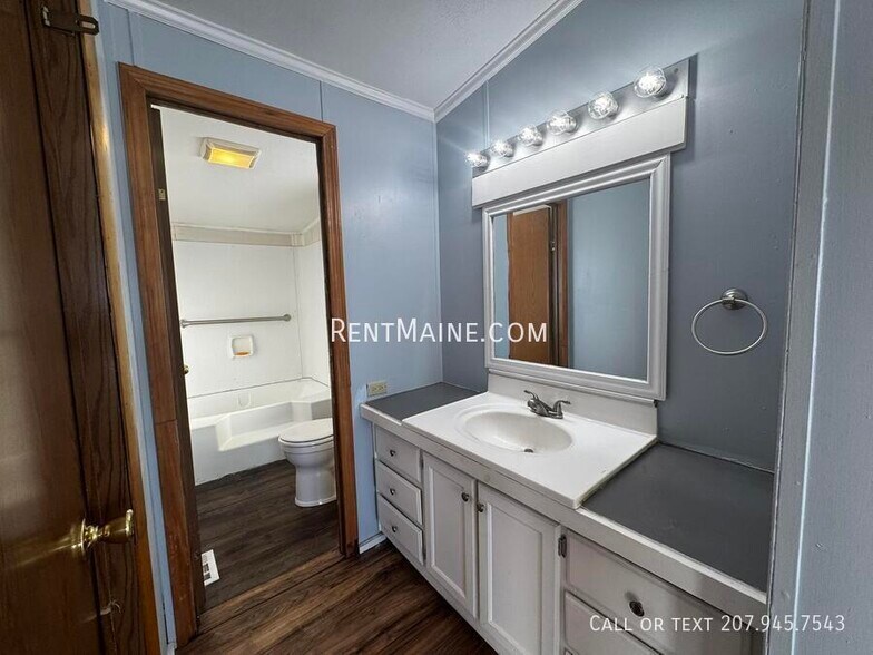 Building Photo - 188 F St