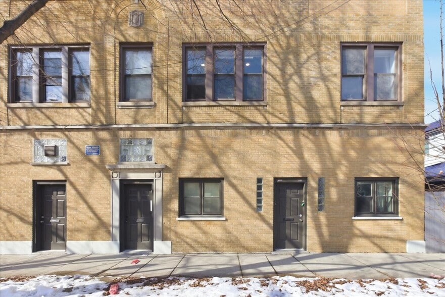 Building Photo - 4006 N Bell Ave