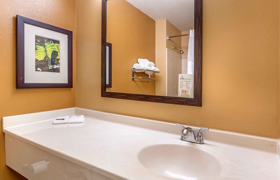 Building Photo - Furnished Studio-Chicago - Westmont - Oak Brook