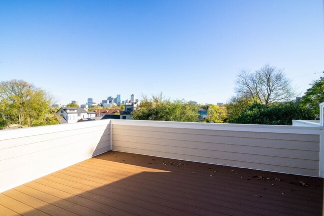 Building Photo - COMING SOON! 3 Bed/4 Bath Buena Vista 3 Story Townhouse-Rooftop level with Downtown Views!!