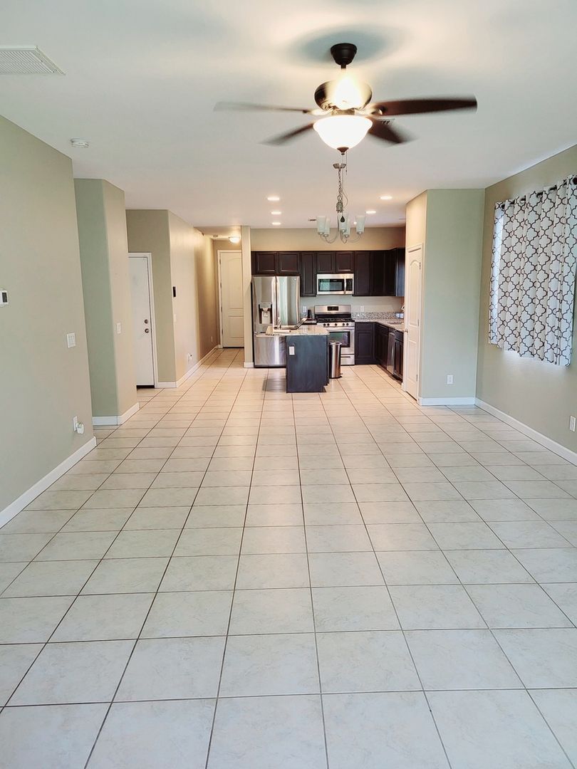 Building Photo - 19723 N Tammy St