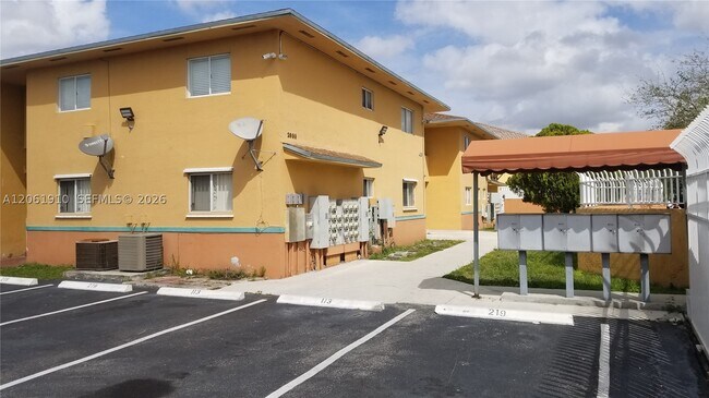 Building Photo - 2985 W 80th St