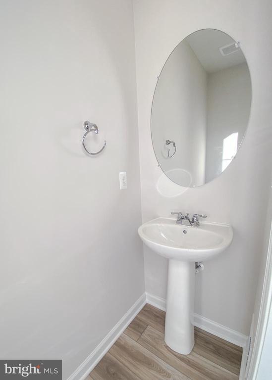 Building Photo - 141 Canning Rd