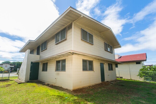 Building Photo - 1112 4th Ave