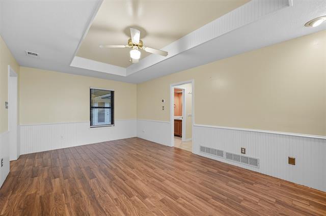 Building Photo - 1520 Bellechase Dr