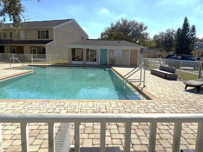 Building Photo - 5528 Carrollwood Key Dr