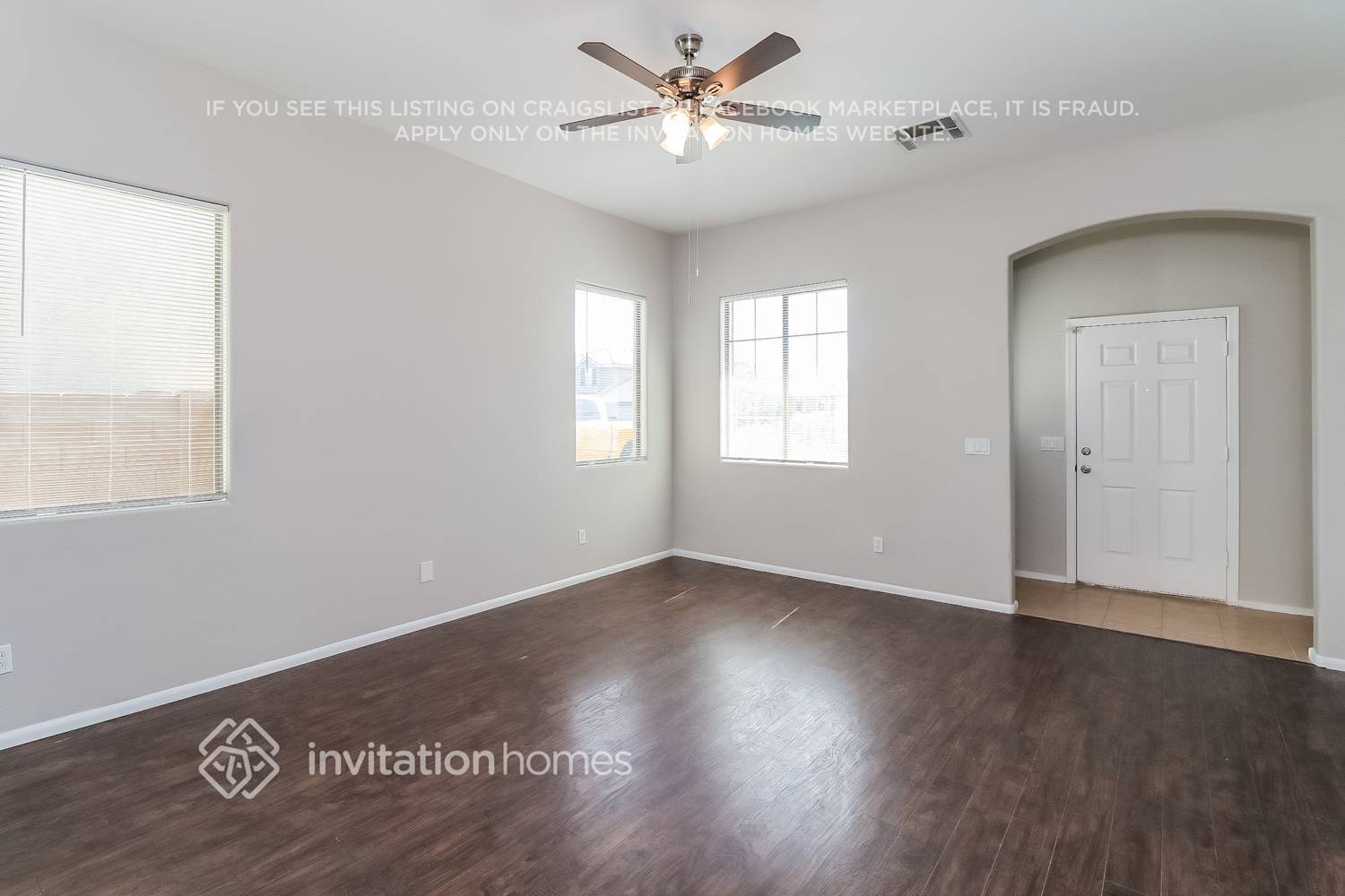 Building Photo - 22008 W Hadley St