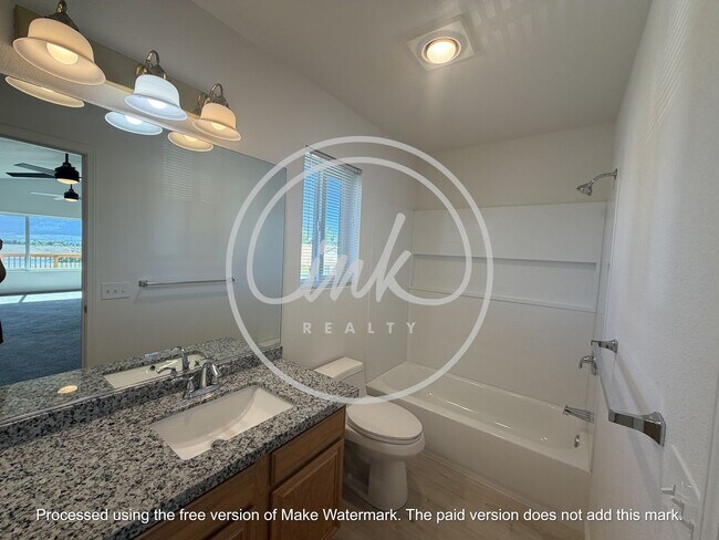 Building Photo - 2 Bedroom Duplex with amazing views in Gardnerville Ranchos