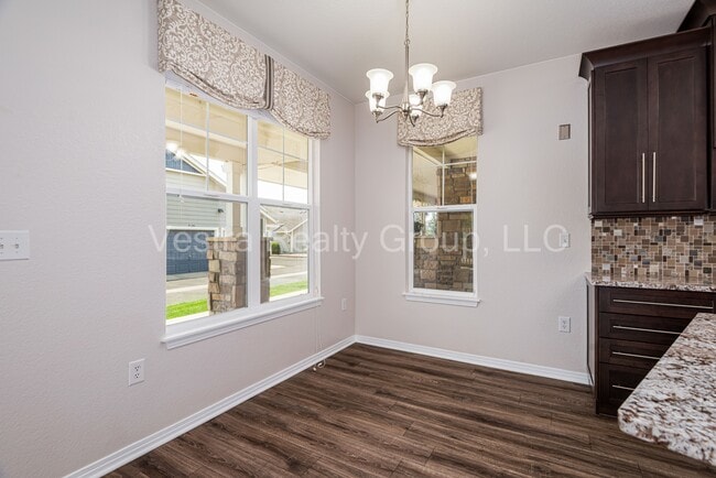 Building Photo - 9335 Amison Cir