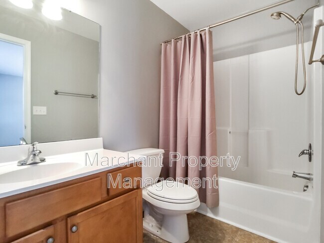 Building Photo - 209 Ashby Dr