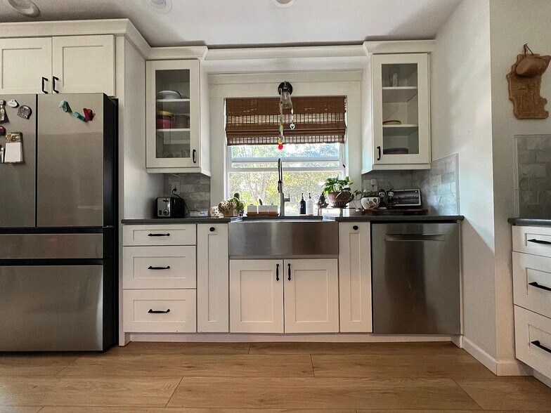 Building Photo - 3517 57th Ave NW