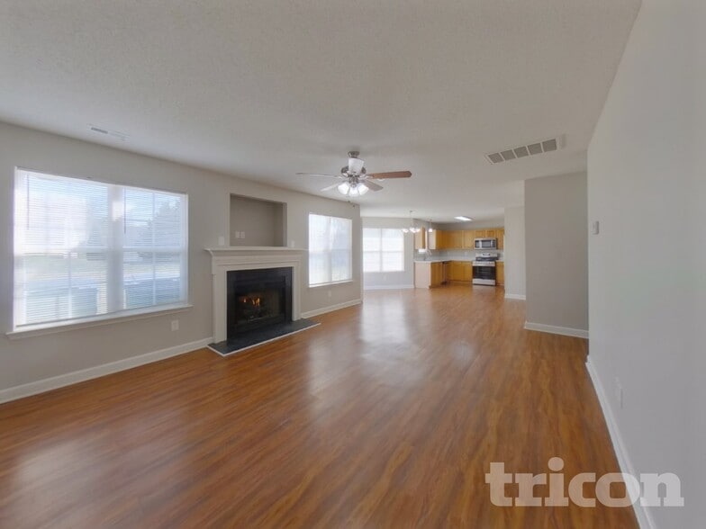 Building Photo - 9804 Bradstreet Commons Way