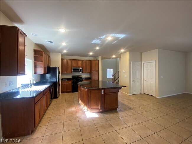 Building Photo - 5980 Fidenza Ave