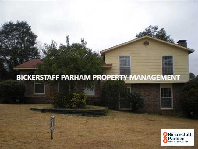 Building Photo - Charming Brick Home Located off of Moon Road, Because Location Really is Everything!! New Carpet,...