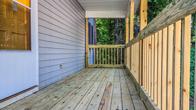 Building Photo - 3133 Russell Way Ln