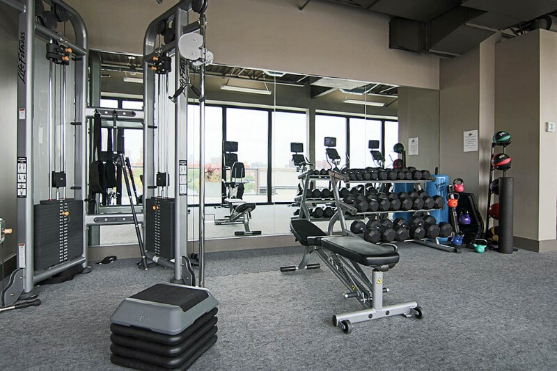 Building Photo - 221 W Scott St