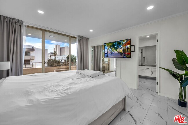 Building Photo - 1300 Midvale Ave