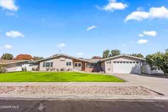 Building Photo - 1217 Coventry Dr