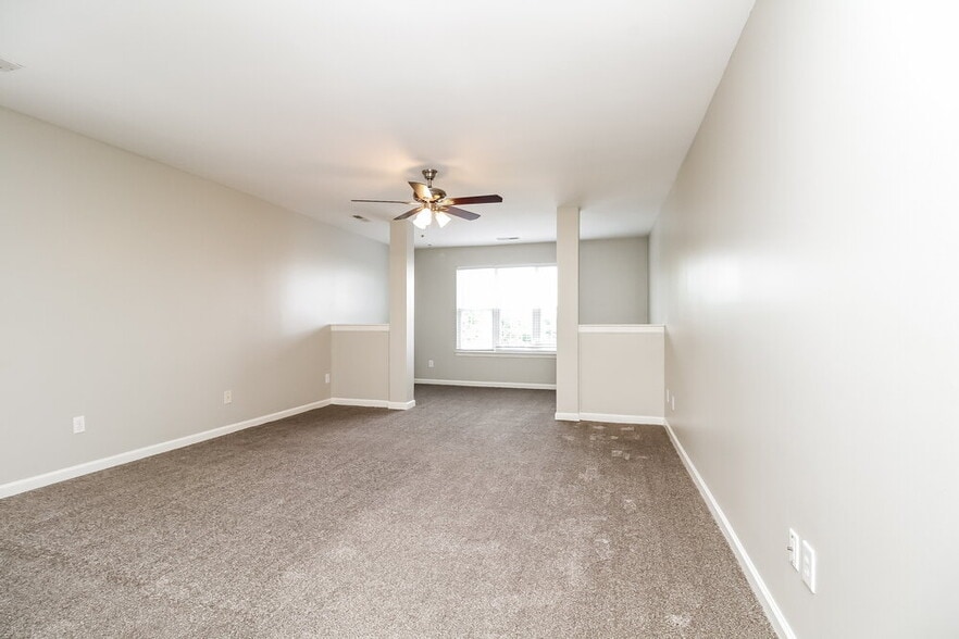 Building Photo - 4108 Pineorchard Pl
