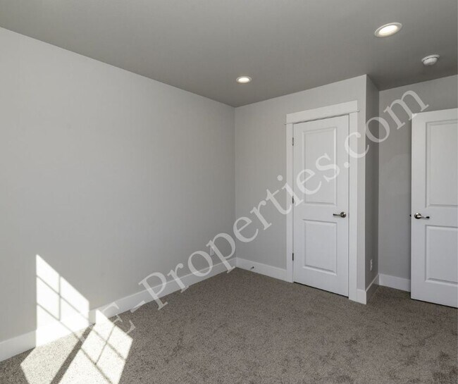 Building Photo - New Construction - Mountain View in the desirable Tehaleh community