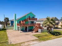 Building Photo - 4034 Reeves Dr