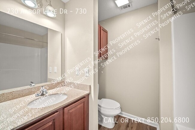 Building Photo - 730 Arbor Lake Dr