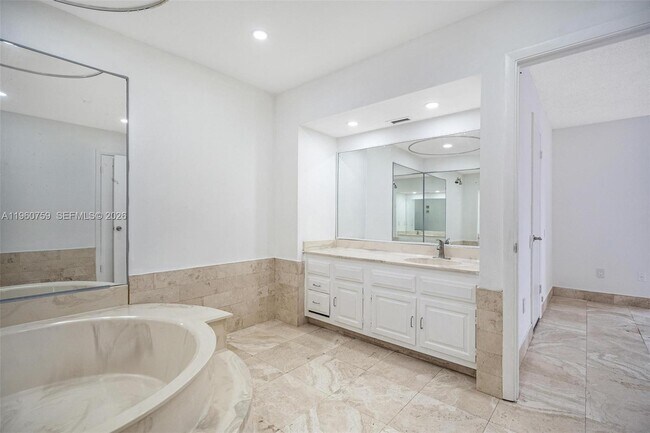 Building Photo - 7074 SW 114th Pl