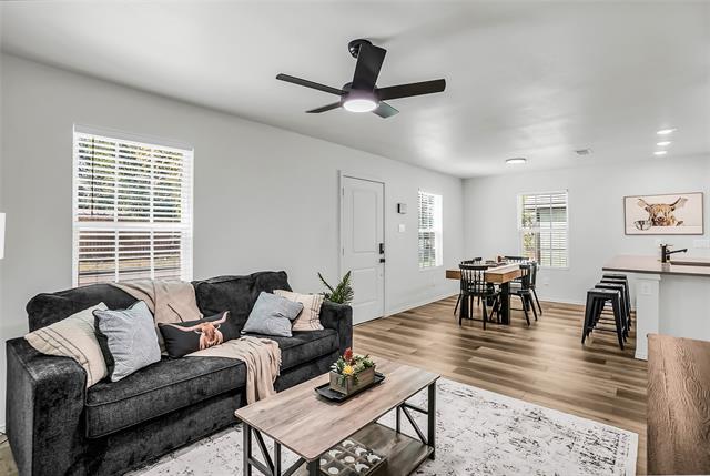 Building Photo - 308 S 3rd St