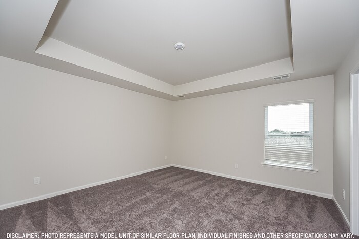 Building Photo - 72 Blue Fescue Way