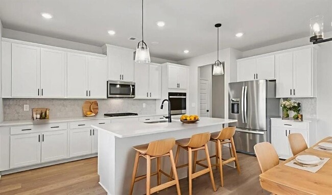 Building Photo - 2828 Sweet Red Cir