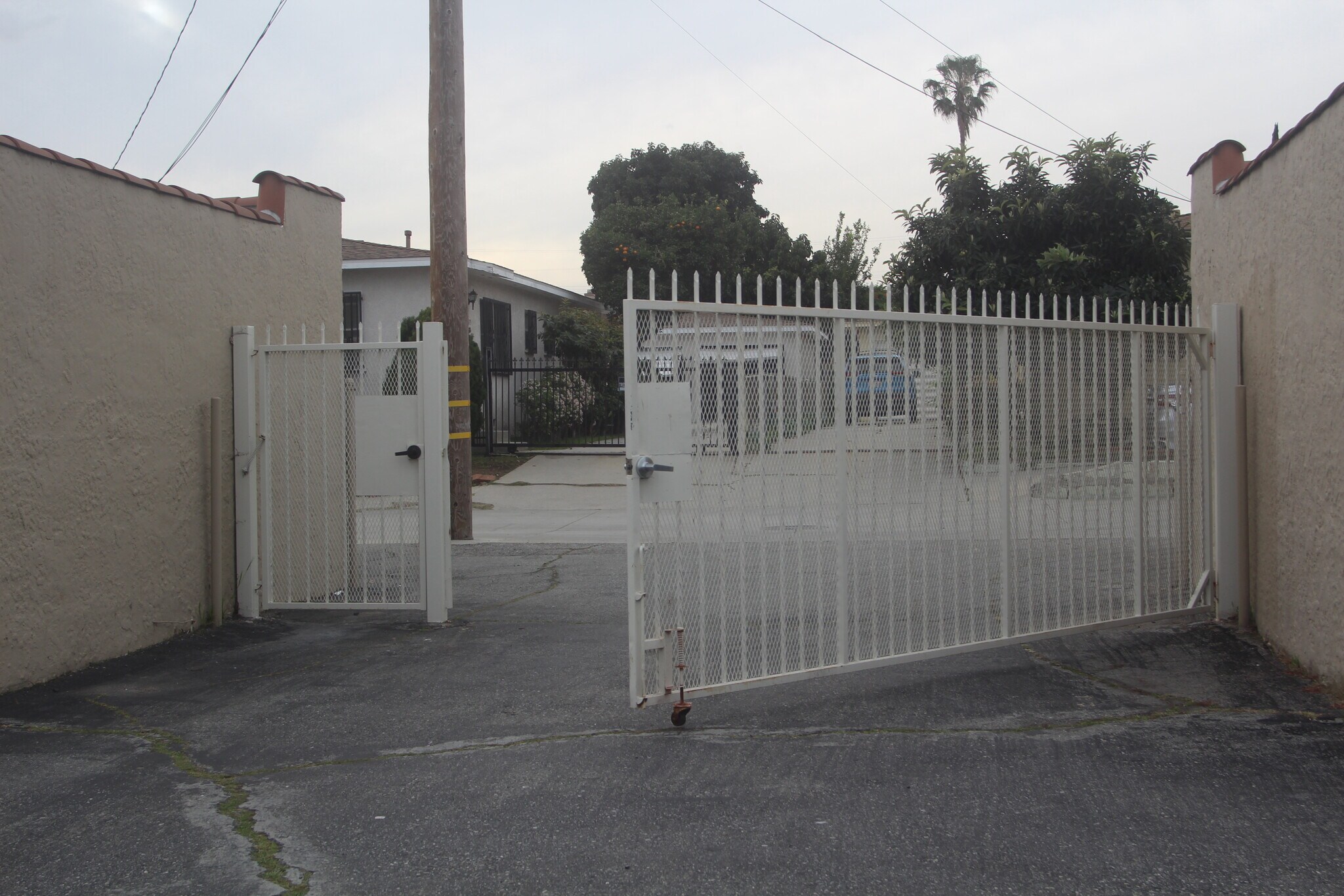 Building Photo - 911 S Marguerita Ave