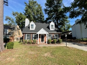 Building Photo - 351 Candlestick Way