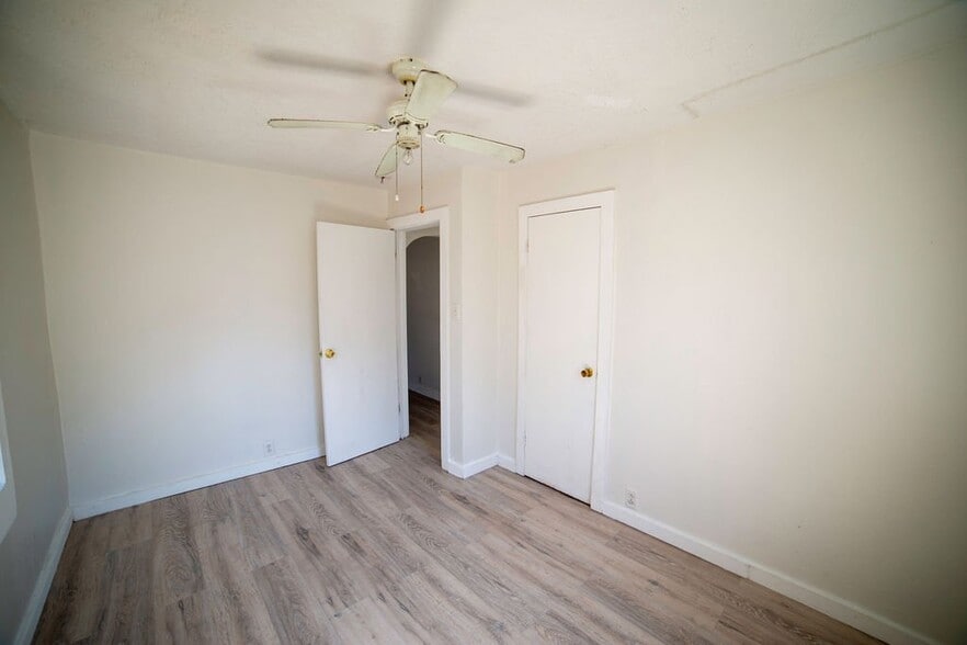 Building Photo - 2705 Palmer Ave