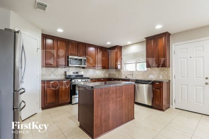 Building Photo - 21606 Gannet Peak Way