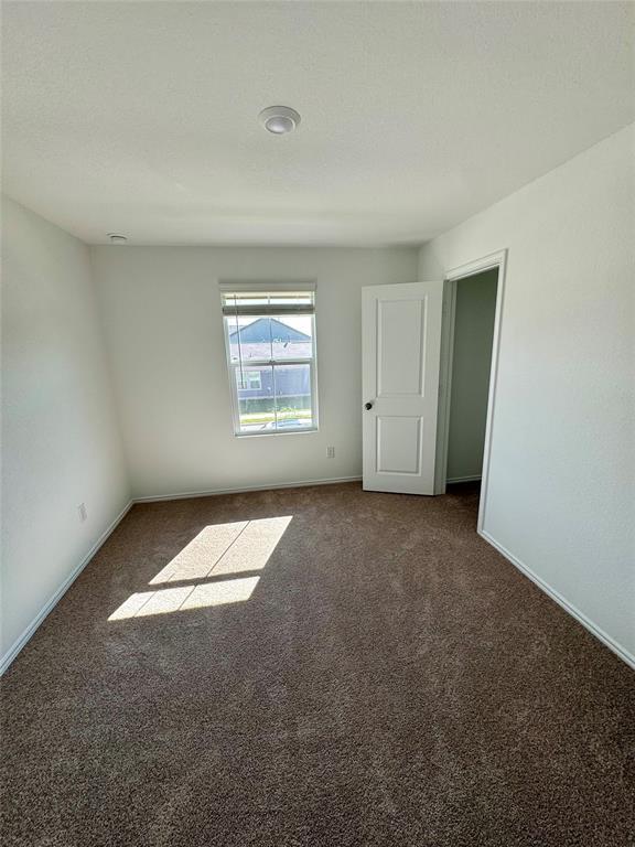 Building Photo - 110 Haw Br Vw