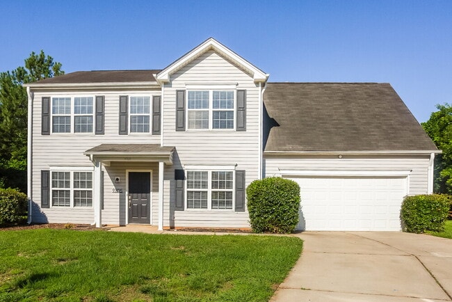 Building Photo - 9705 Avensong Crossing Dr