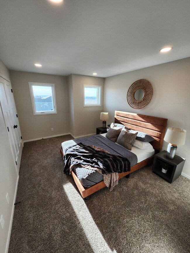 Building Photo - 5316 Welder Ave