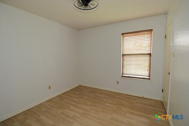Building Photo - 1110 Timmons Dr
