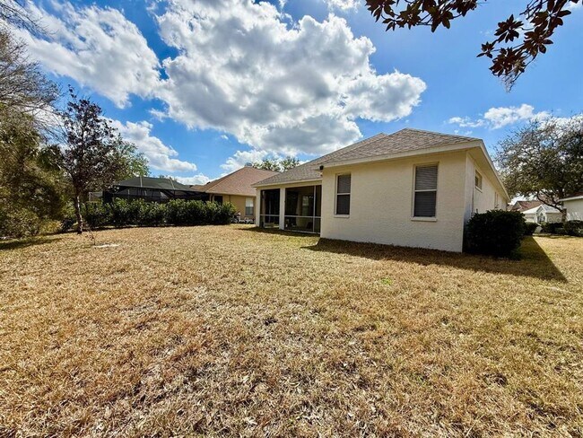 Building Photo - 10226 Evergreen Hill Dr